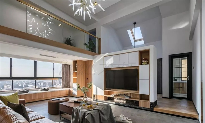 【風(fēng)尚設(shè)計】鄭州裝修公司電視背景墻造個洞 鄰家的裝修設(shè)計逆天了