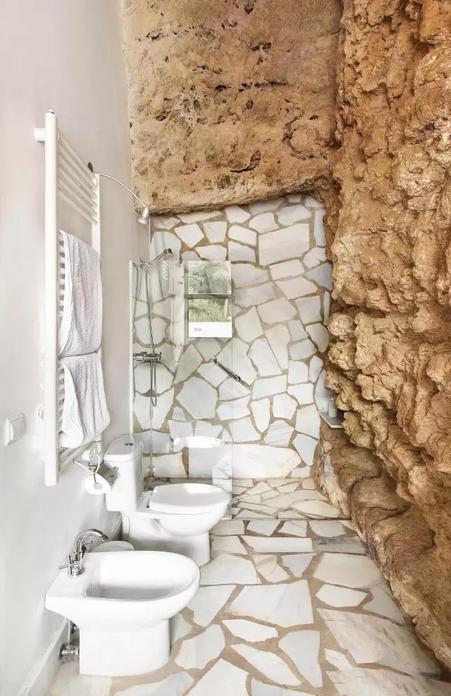 鄭州裝修公司哪家好 地上太擁擠，7個必看的地下建筑設(shè)計案例