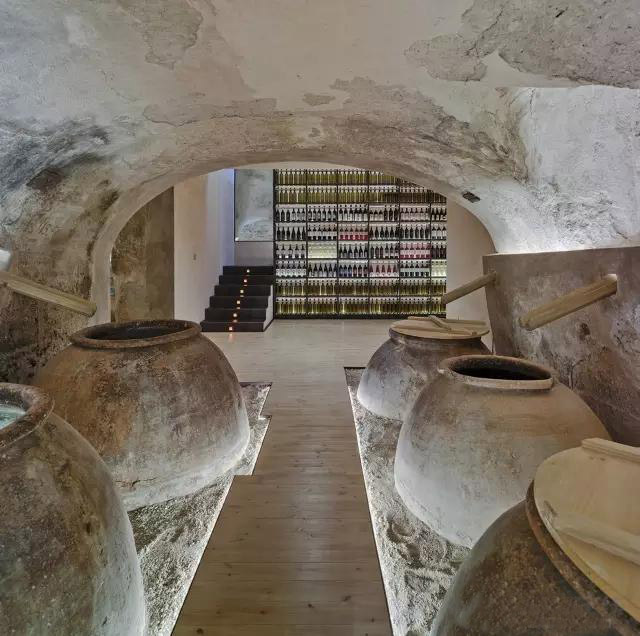 鄭州裝修公司哪家好 地上太擁擠，7個必看的地下建筑設(shè)計案例