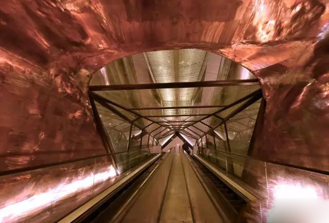 鄭州裝修公司哪家好 地上太擁擠，7個必看的地下建筑設(shè)計案例