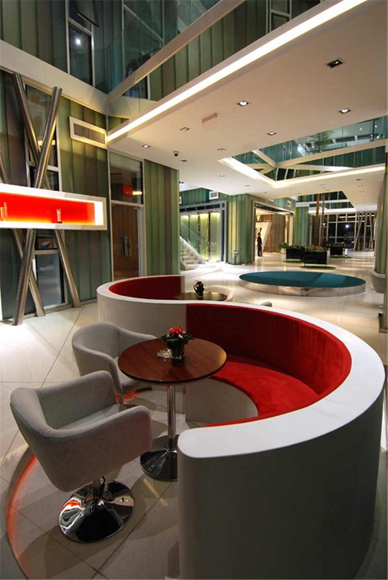 河南裝飾公司|國(guó)貿(mào)招商中心