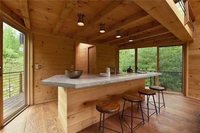 河南東易力天裝飾，別墅豪宅設(shè)計施工 會開花呼吸的童話樹屋