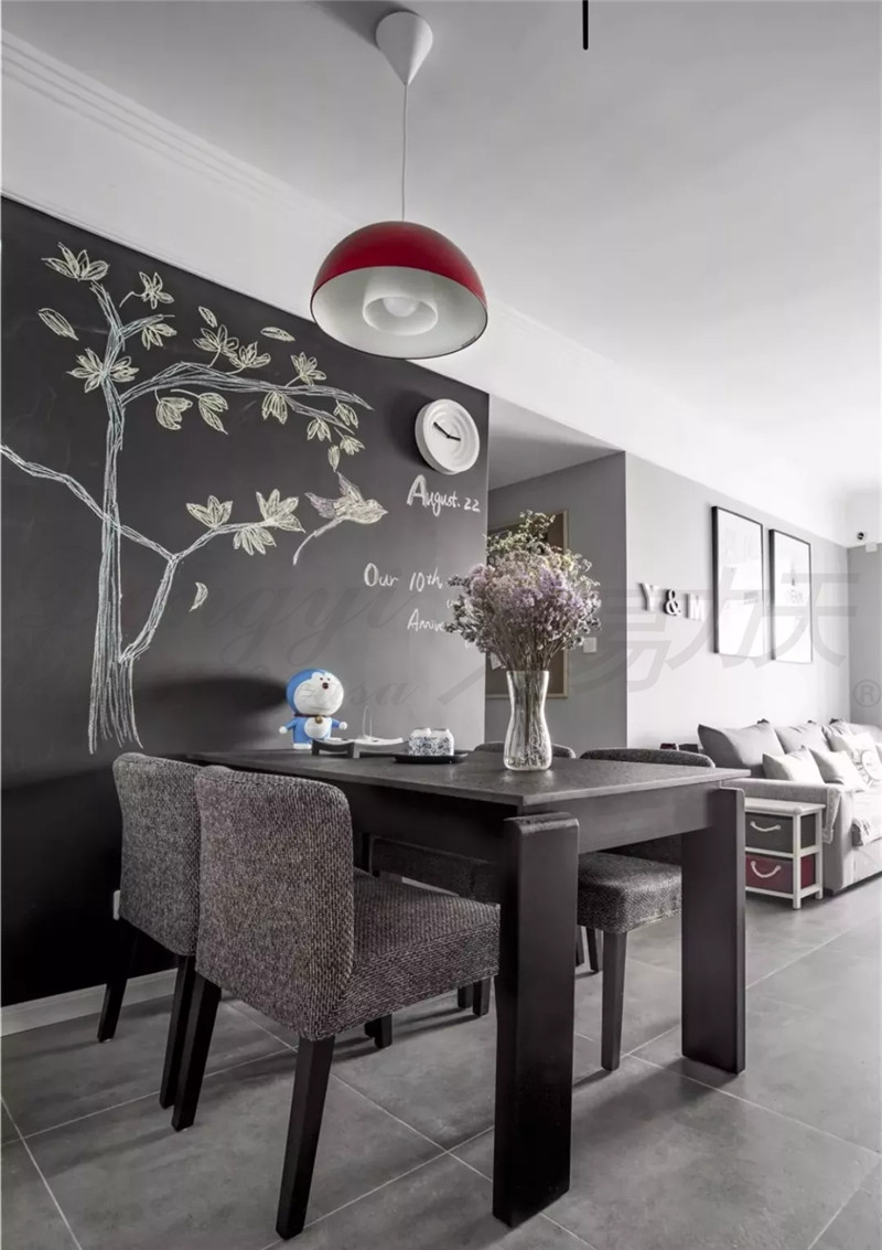 鄭州別墅裝修玩轉(zhuǎn)黑板墻，涂鴉、文藝兩相宜