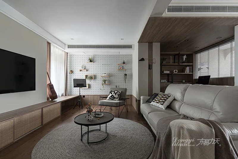鄭州家裝公司|137㎡木質(zhì)家居，簡(jiǎn)潔舒適的家！